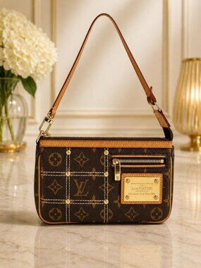 Authentic Louis Vuitton Monogram Pochette Bosphore Shoulder Bag